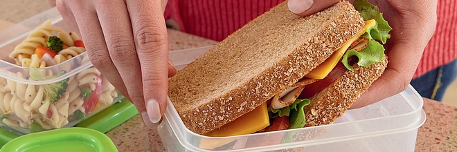 „Ételt csak okosan” vigyen a gyerek az iskolába!