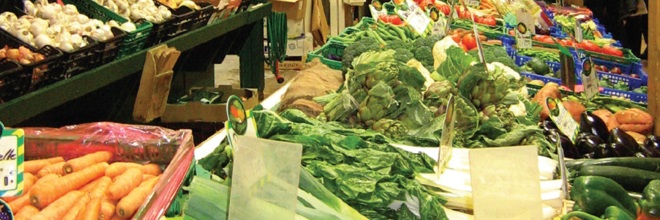 A fővárosban és országszerte is fokozott figyelem irányul a zöldség- és gyümölcskereskedőkre