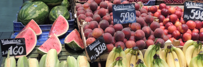 74 esetben indított hatósági eljárást a Nébih a fővárosi piacok zöldség- és gyümölcskereskedőivel szemben
